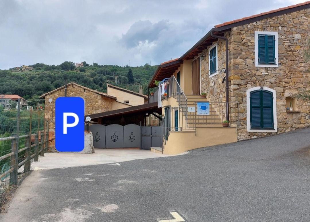 Il Nido Del Viaggiatore Vallebona Extérieur photo